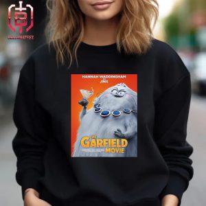 Hannah Waddingham As Jinx In The Garfield Movie Memorial Day Weekend Releasing In Theaters On May 24 Unisex T-Shirt