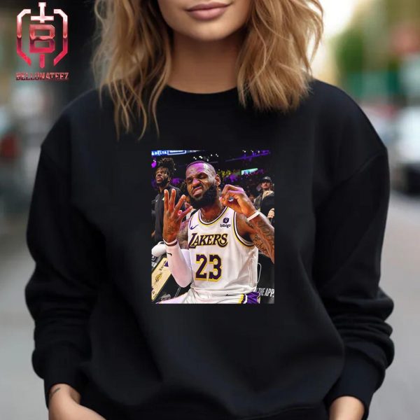 The King Lebron Jamer Now Are The Scoring King With 40000 Points In NBA History Unisex T-Shirt