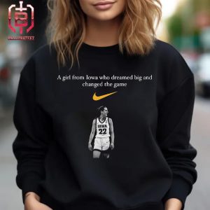 Caitlin Clark A Girl Form Iowa Dreamed Big And Change The Game Unisex T-Shirt