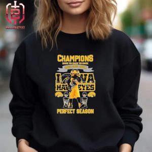 Official Champions Back To Back To Back 2022 2023 2024 Iowa Hawkeyes Perfect Season Unisex T-Shirt