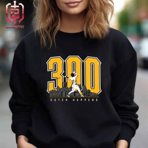 Pittburghs Priates Andrew McCutchen 300 Clutch Happens And Counting Merchandise Pittsburgh Clothing Unisex T-Shirt