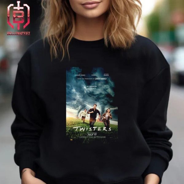 New Poster For Twisters From The Producers Of Jurasic World In Theaters On July 19 Unisex T-Shirt